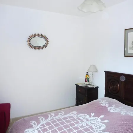 Im Hinterland Der Kueste De Goelo Holiday home Treguidel